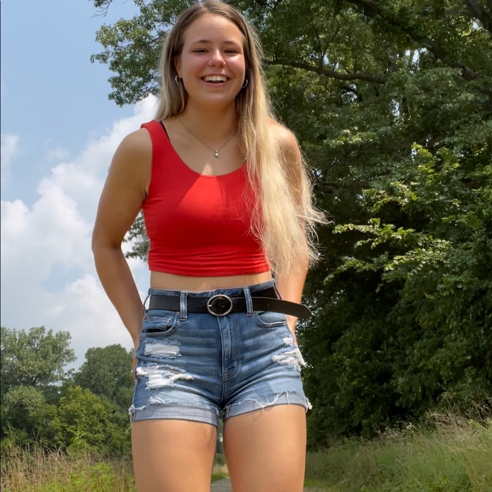 Meet your Posher, Emma